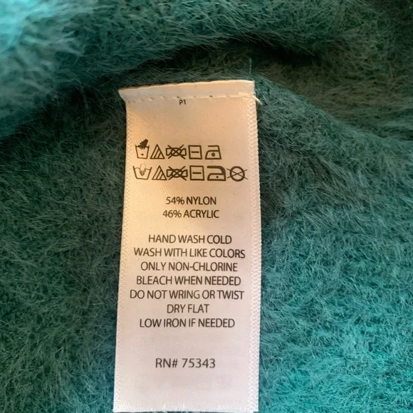 Teal Sleeveless Turtleneck Sweater - Picture 5 of 7